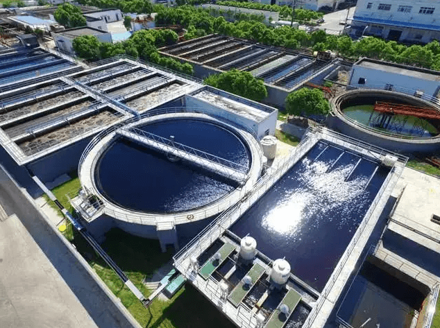 (圖:反滲透水處理廠泡沫池)