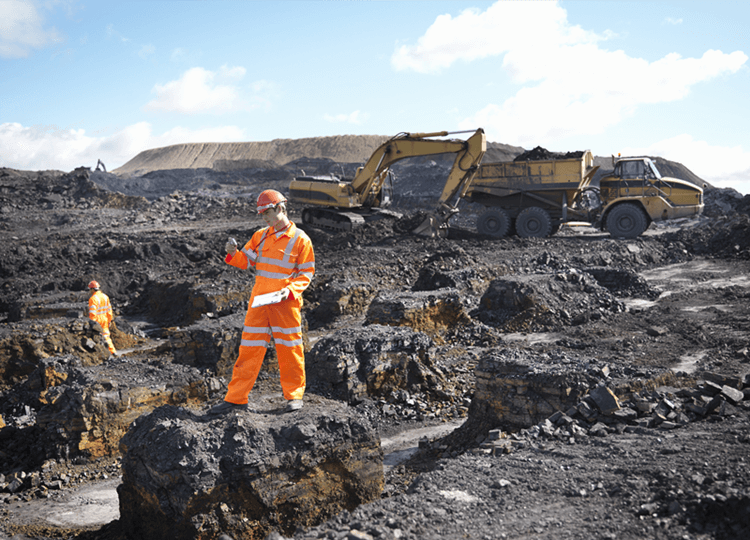 (圖:原煤挖礦現(xiàn)場)