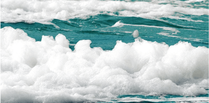 (圖:海水水處理起泡現(xiàn)場(chǎng))